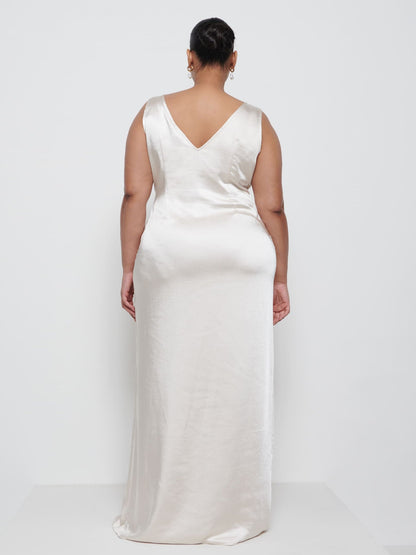 Esmee Wrap Maxi Bridesmaid Dress Curve - Champagne